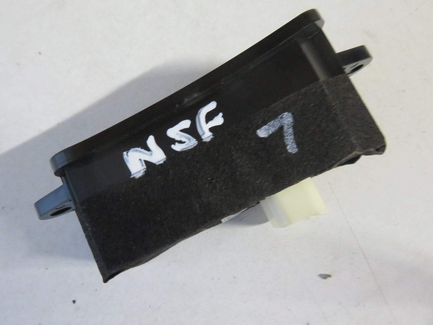 SUBARU LEGACY ESTATE NSF WINDOW SWITCH 2003-2009 AMS1559-7
