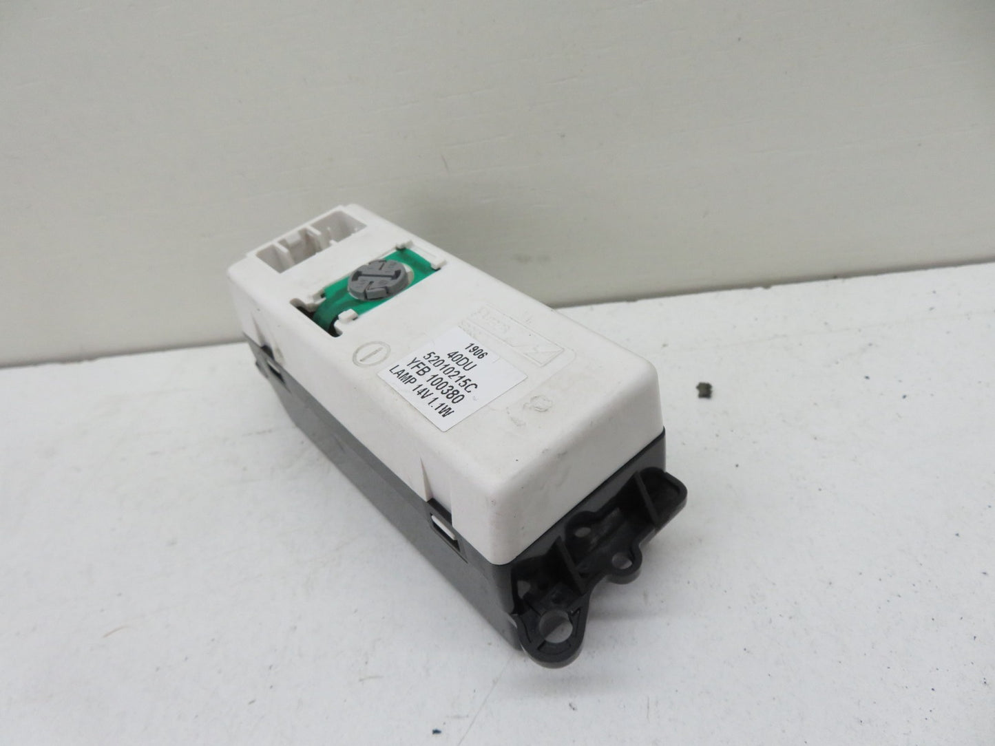 LAND ROVER FREELANDER 1 INTERIOR CLOCK  2004-2006 1672-6