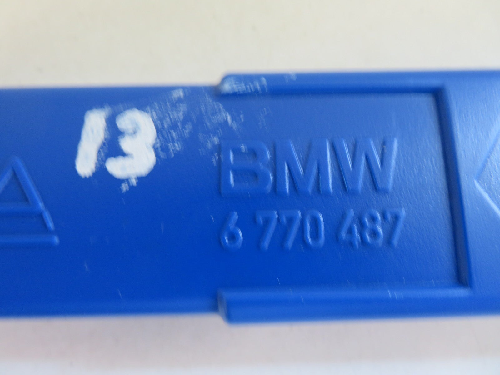 BMW 1 SERIES E88 WARNING TRIANGLE 2007-2013 A2056-13