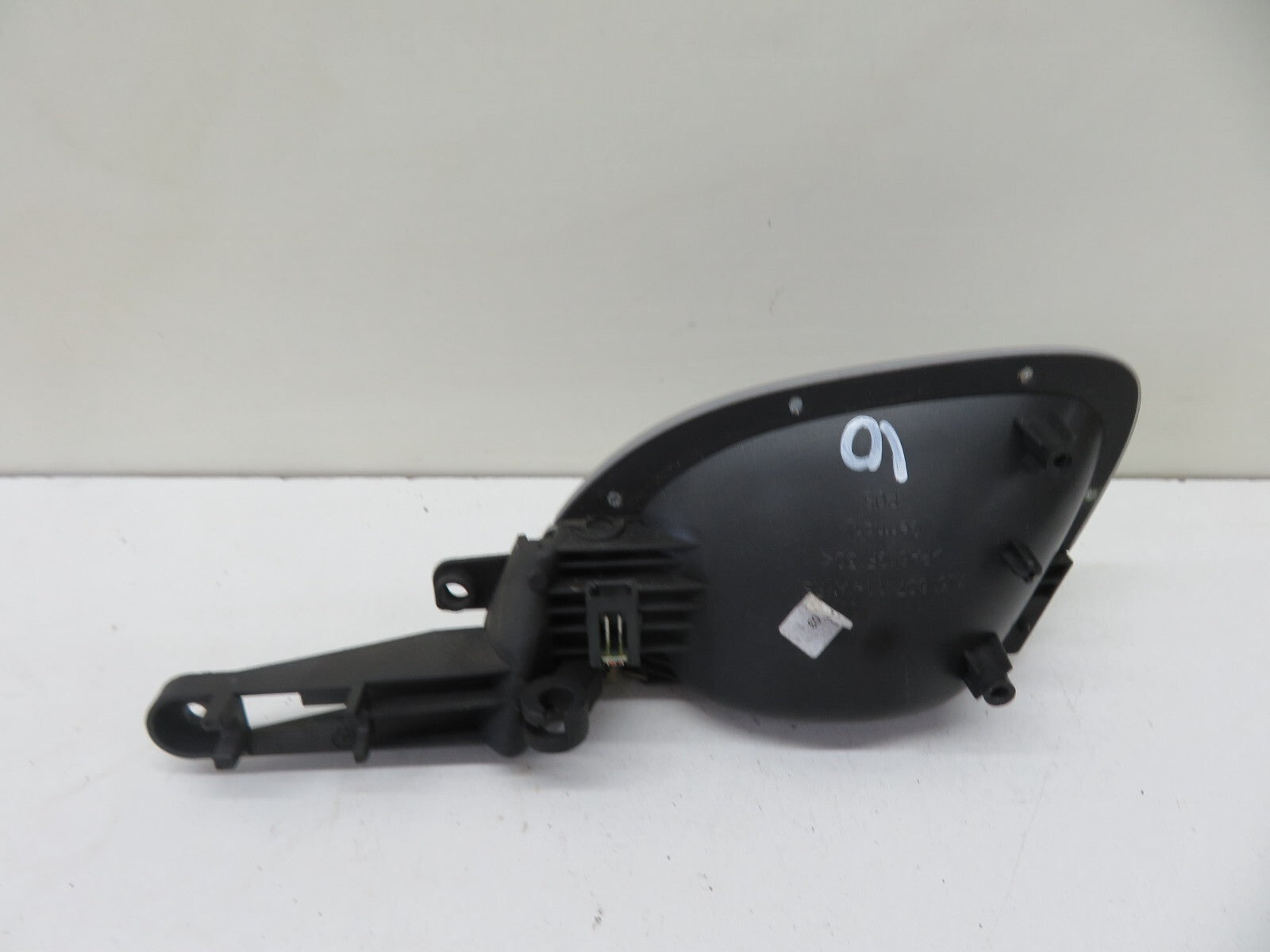 PORSCHE CAYENNE 955 OS DRIVER REAR INTERIOR DOOR HANDLE  2003-2006 1634-10