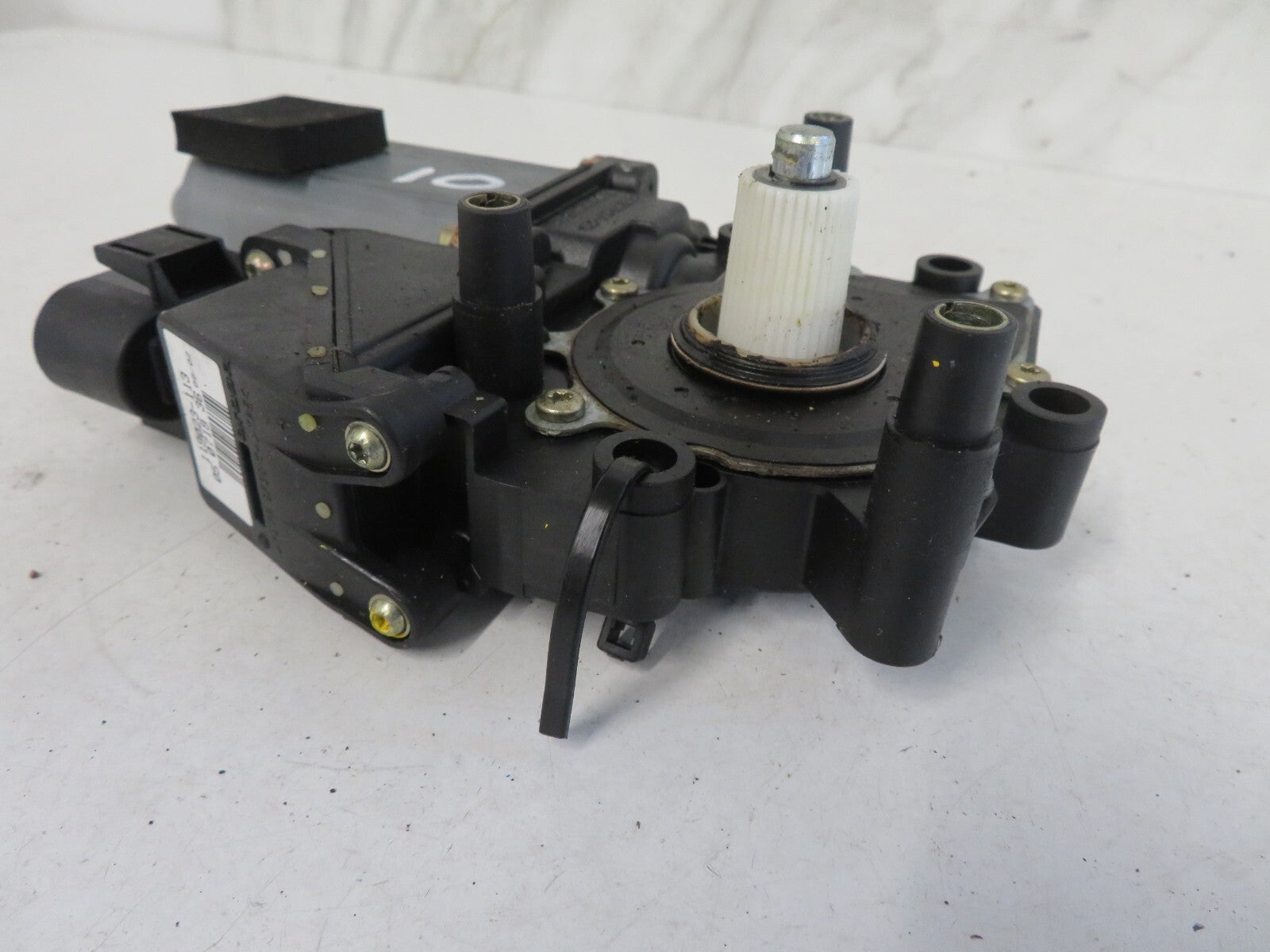 AUDI A8 D2 OSR WINDOW MOTOR 119023-113 1998-2002 1636-10