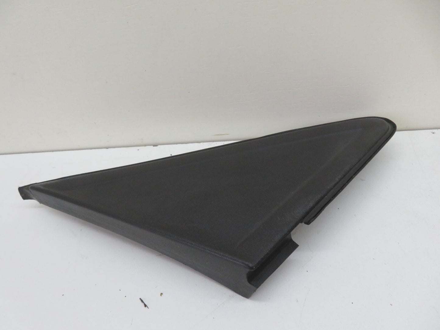 FORD FOCUS MK2 ST225 OS DRIVER FRONT QUARTER TRIM 2006-2010 1330-13