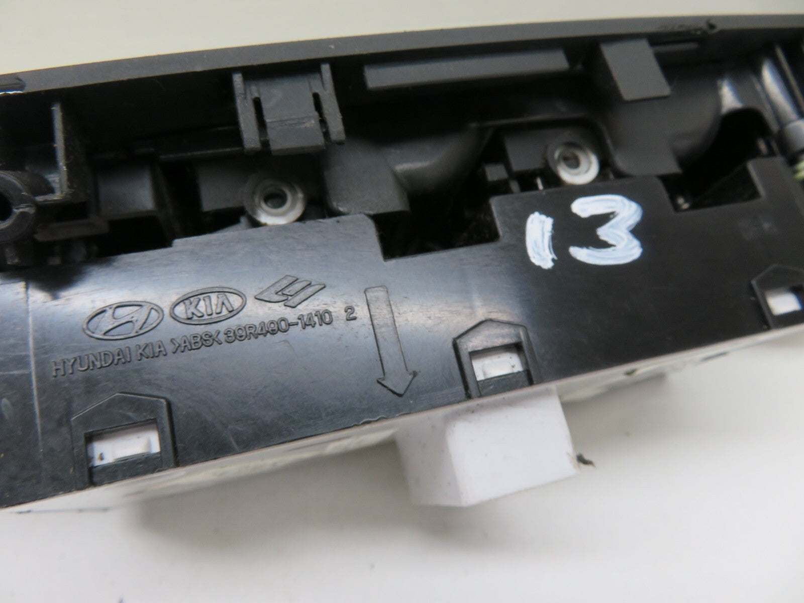 HYUNDAI I40 OS DRIVER WINDOW SWITCHES 93570-3Z550 2011-2015 A581-13