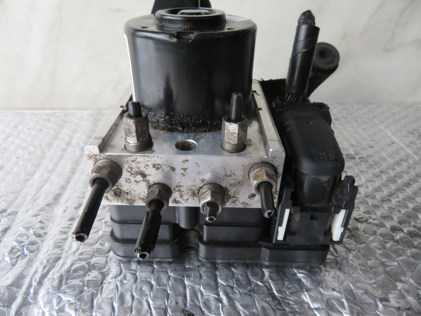 MAZDA 5 MPV ABS CONTROL MODULE 7N61-2M110-AA 2005-2010 A1231-2