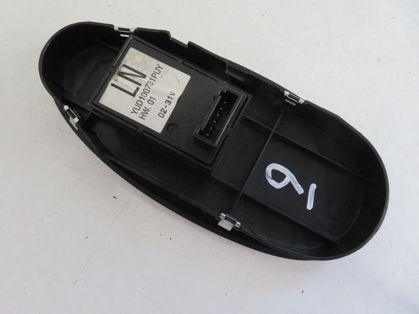 ROVER 75 NS PASSENGER WINDOW SWITCH YUD100731 1999-2005 MIXA1540-9