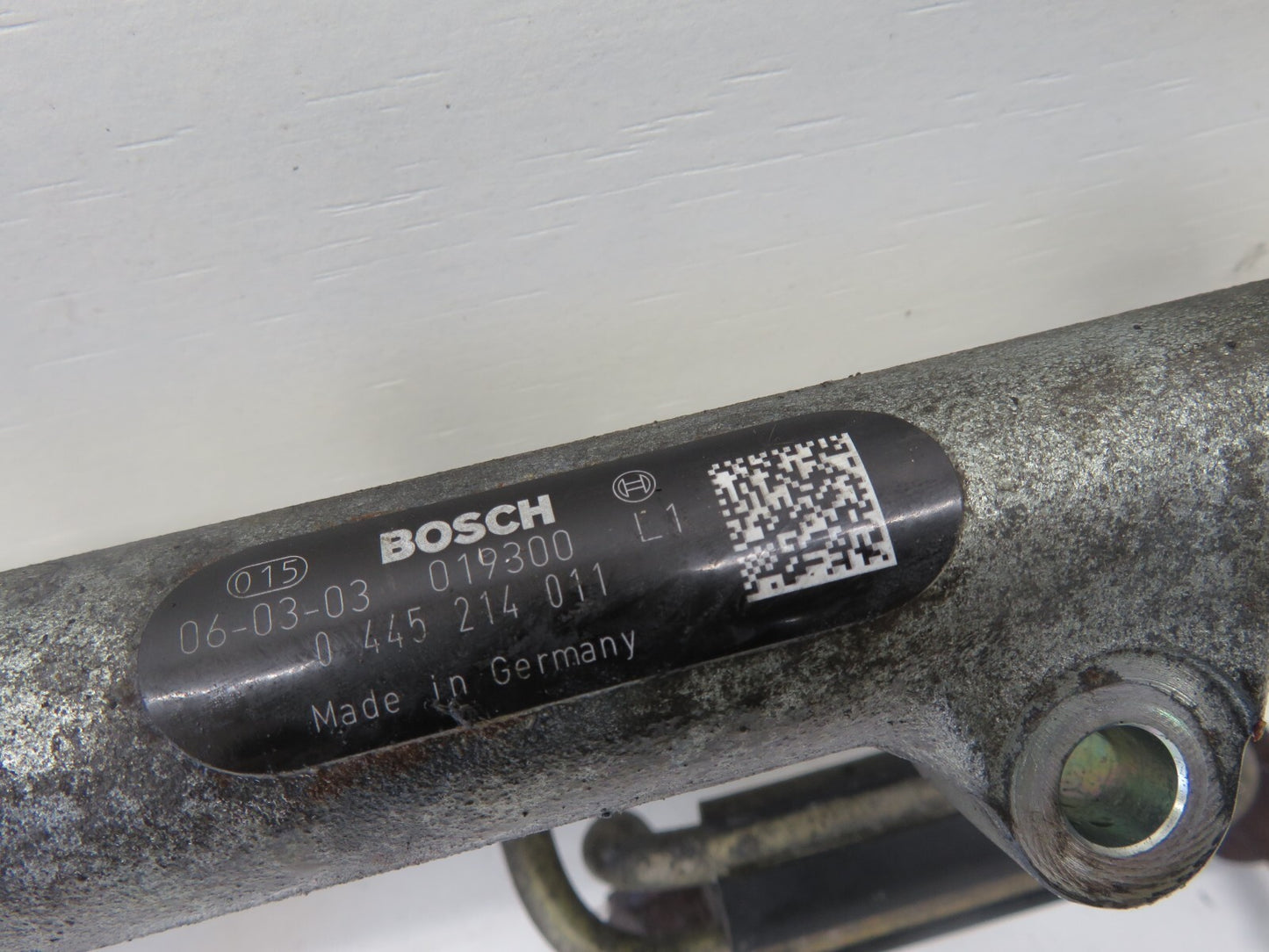 LAND ROVER FREELANDER 1 DIESEL FUEL INJECTOR RAIL WITH PIPES  1997-2006 1107-7