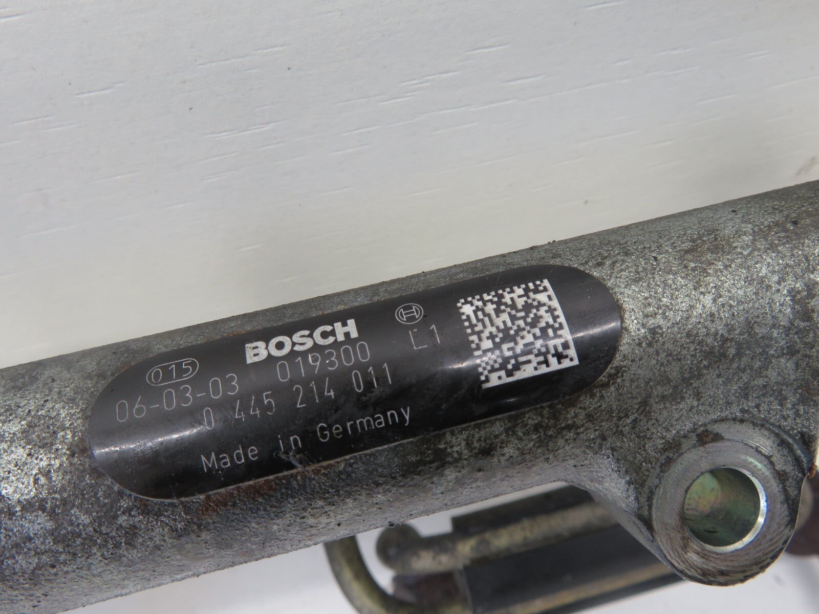 LAND ROVER FREELANDER 1 DIESEL FUEL INJECTOR RAIL WITH PIPES  1997-2006 1107-7