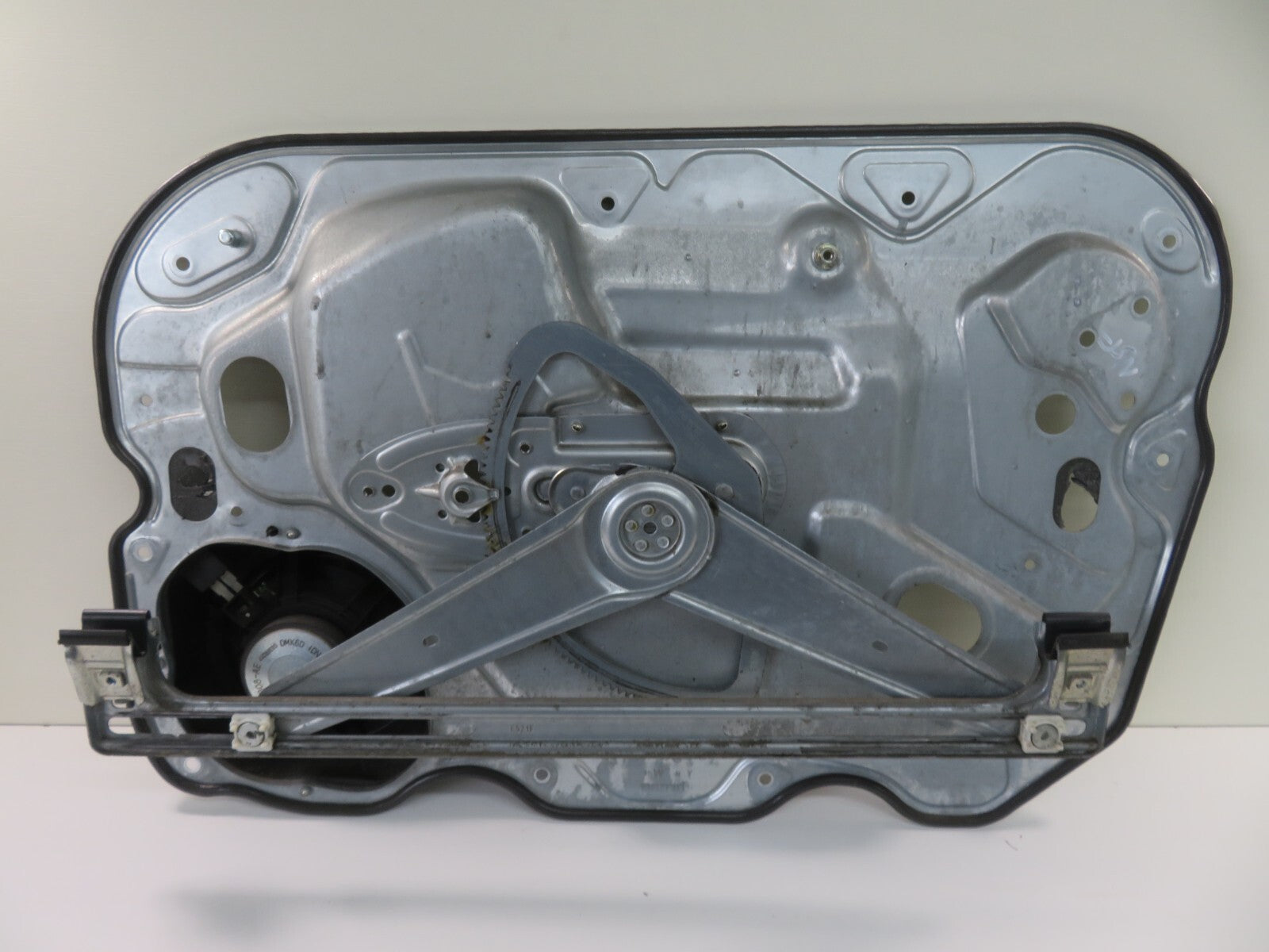 FORD C-MAX NSF ELECTRIC WINDOW REGULATOR LH0069 (NO MOTOR) 2006-2010