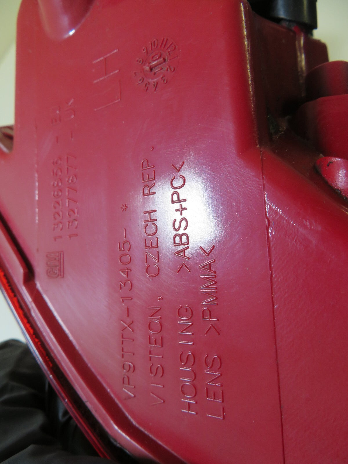 VAUXHALL INSIGNIA ESTATE NSR PASSENGER TAIL LIGHT 13277877 2008-2013 OSBK1731