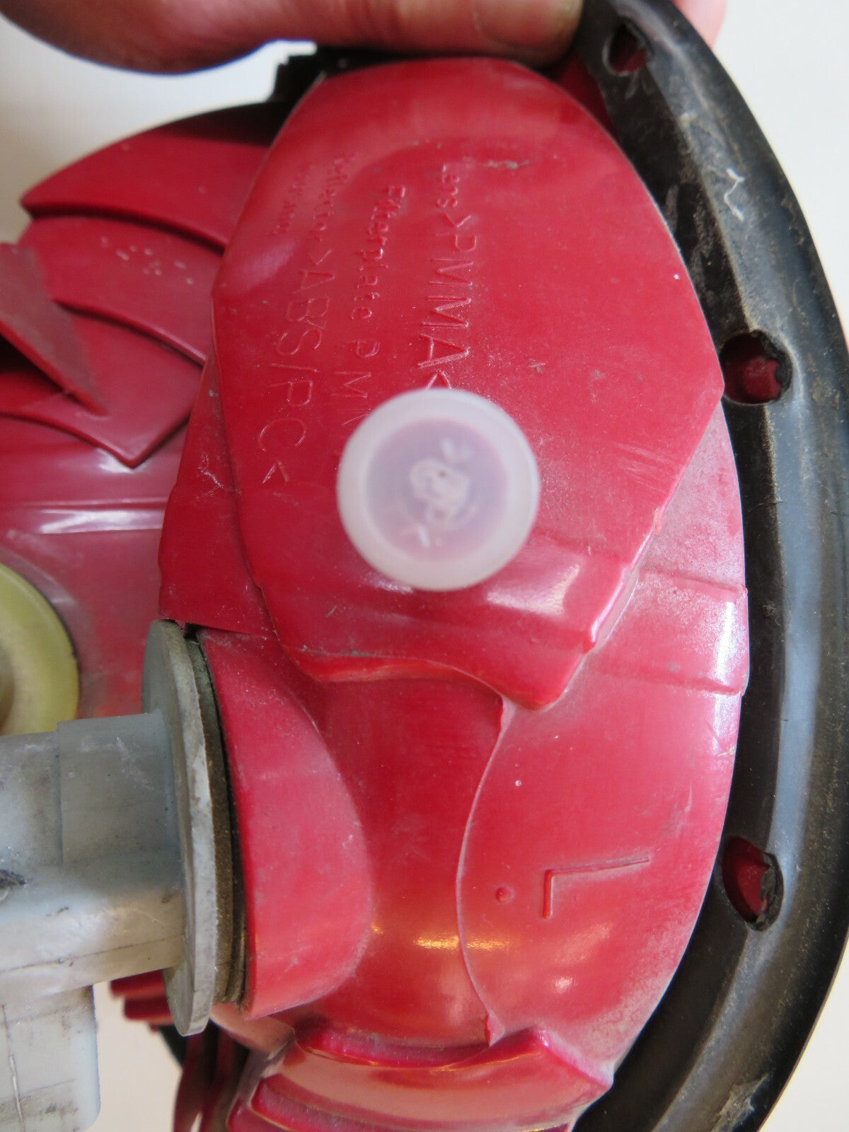 VOLKSWAGEN VW BEETLE NS REAR TAIL LIGHT 1999-2005