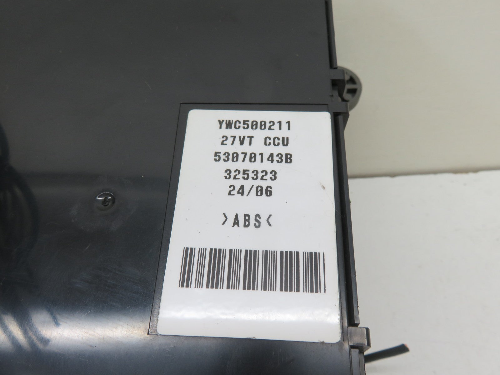 LAND ROVER FREELANDER 1 BODY CONTROL MODULE FUSE BOX YWC500211 1997-2006 1500-3