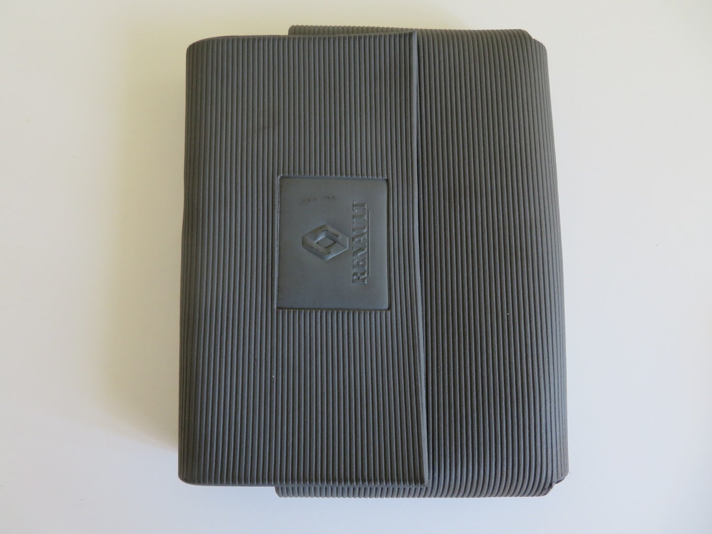 RENAULT CLIO OWNERS MANUAL WITH FOLDER 2002-2005 HM2-1