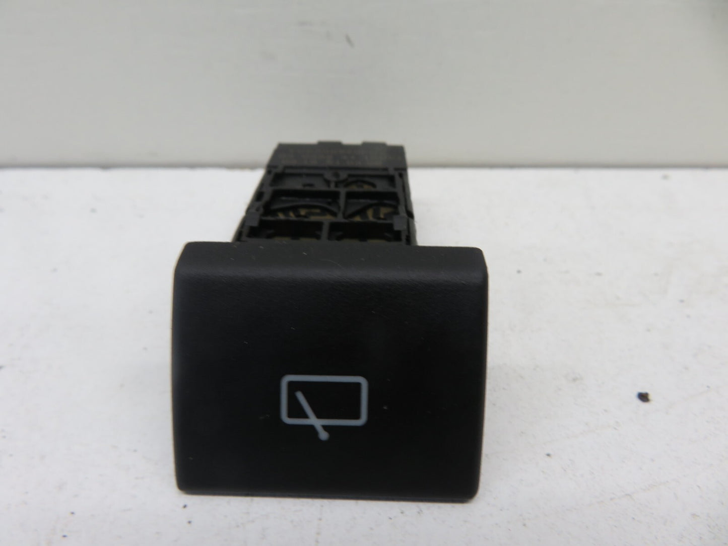 LAND ROVER FREELANDER 1 REAR WIPER SWITCH YUG500240 1997-2006 1734-24