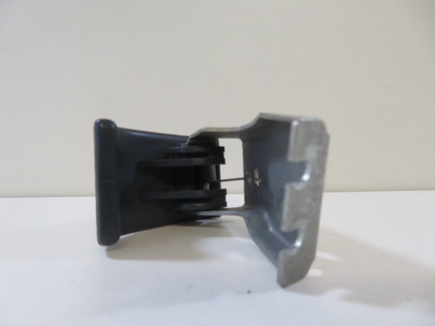 BMW MINI COOPER R50 R53 BONNET PULL LEVER 2000-2006 1927-24