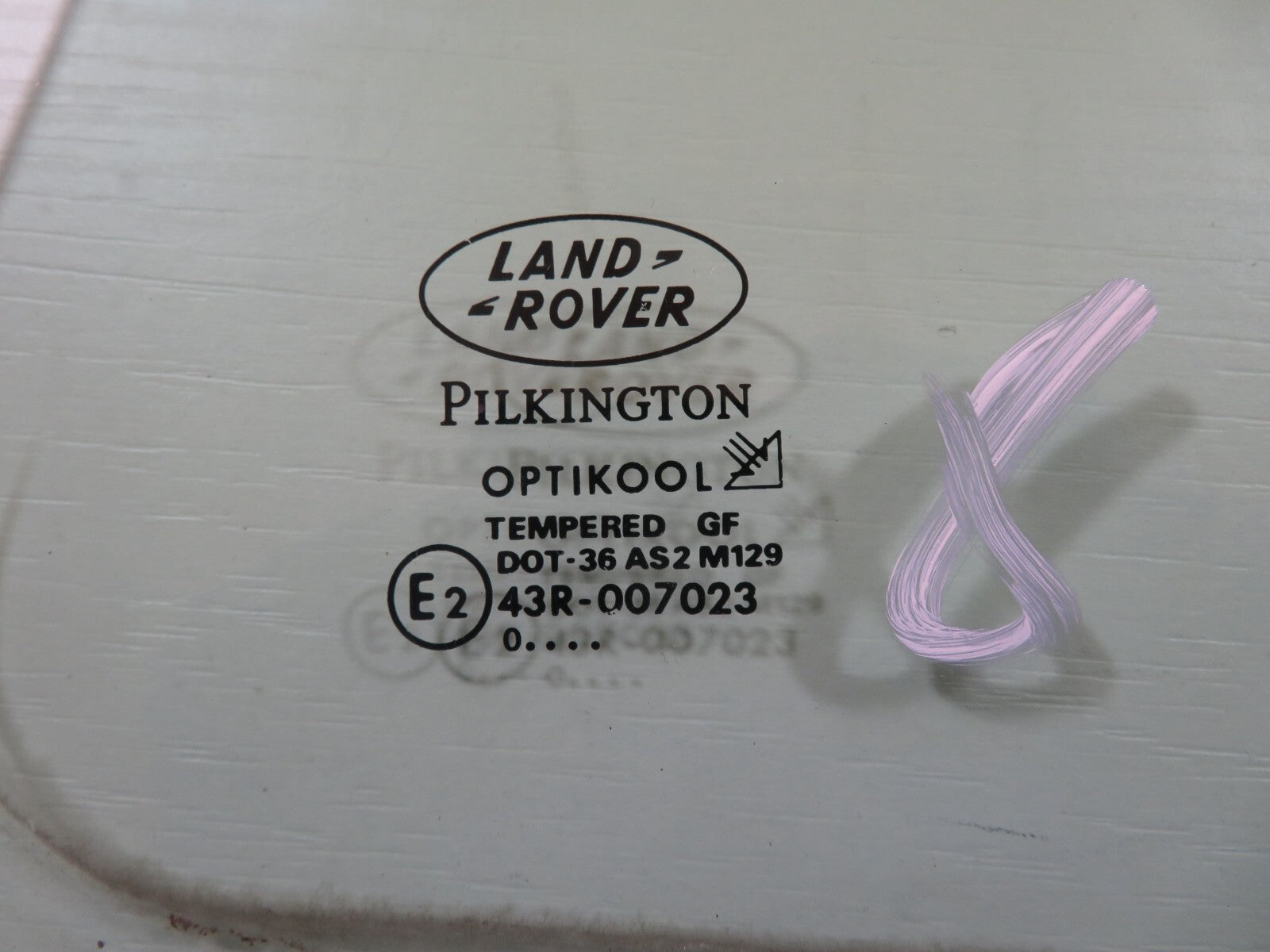 LAND ROVER FREELANDER OSR QUARTER GLASS 1997-2003 MISC1657-8