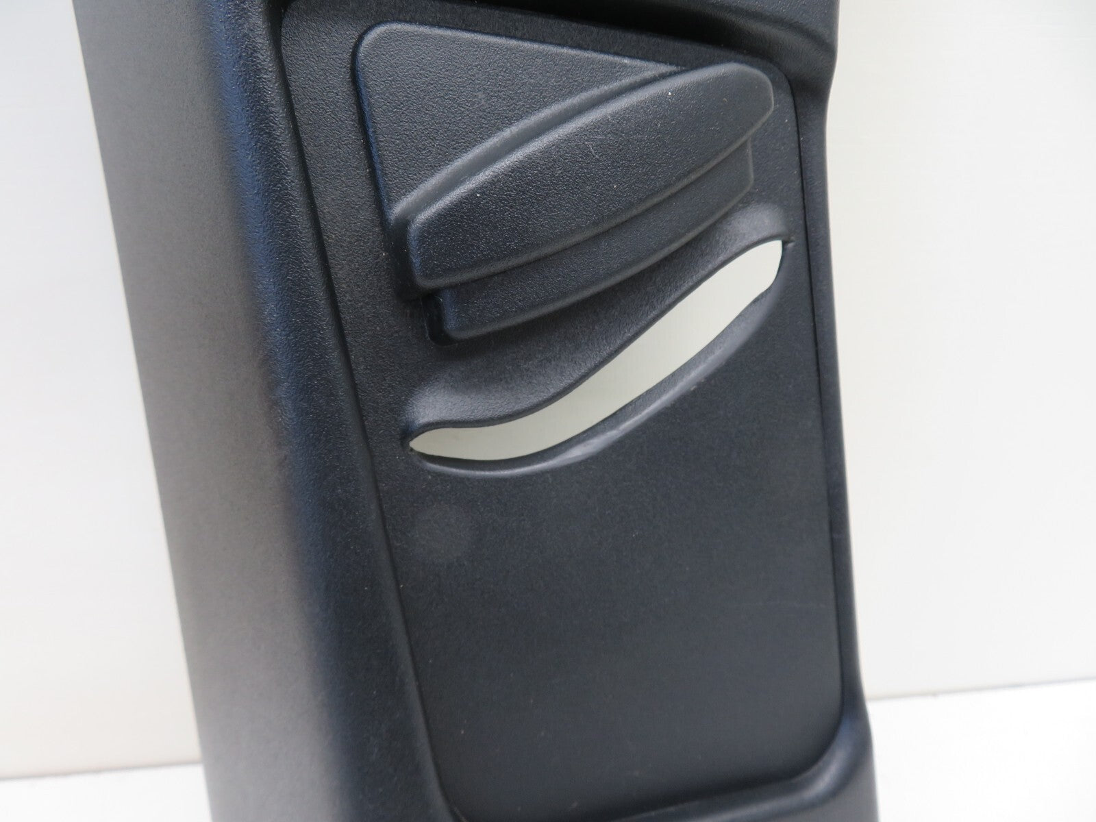 FORD FOCUS ST 225 NS PASSENGER B PILLAR TRIM 4M51-B24583-A 2006-2010 1232-5