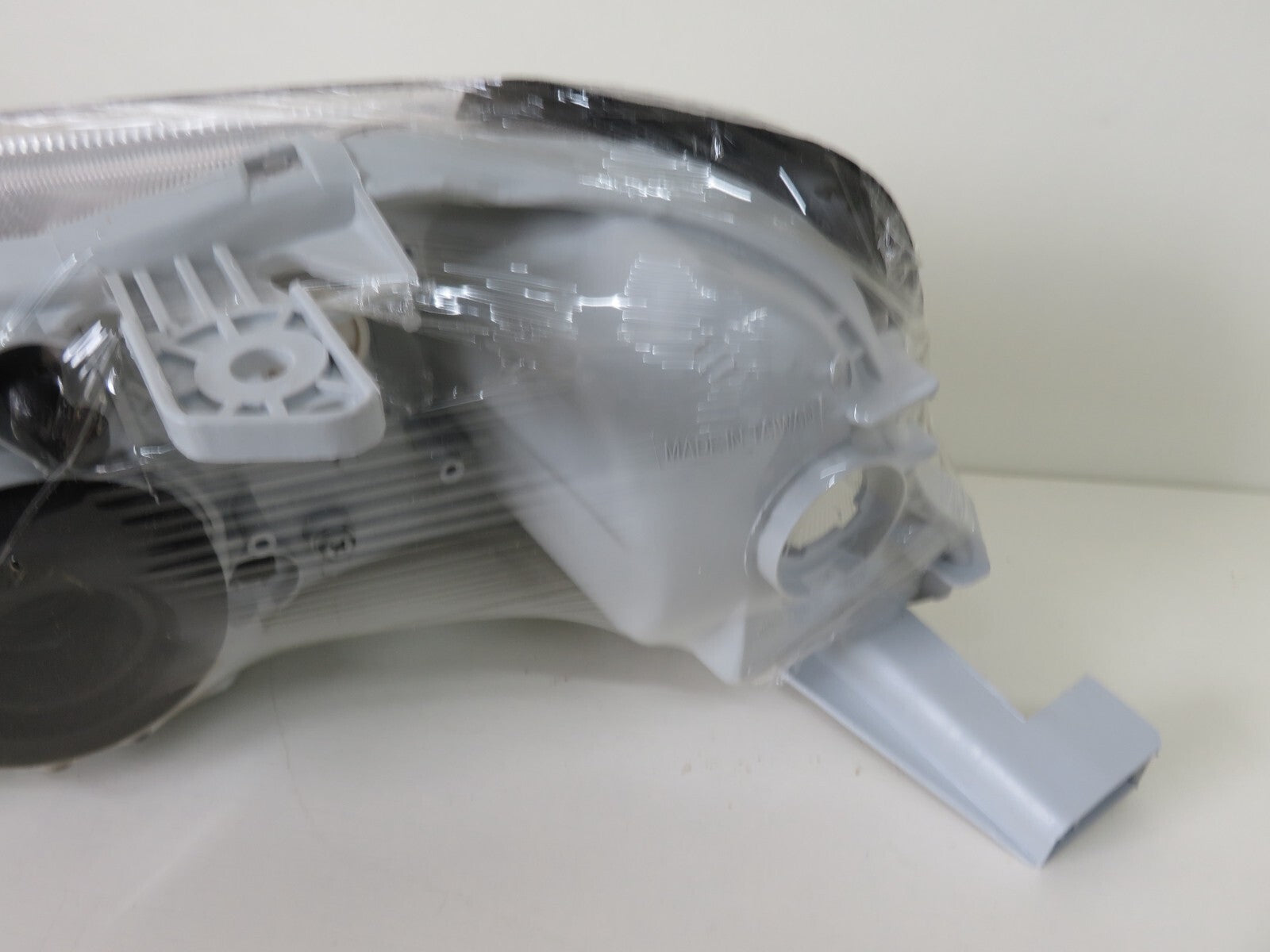 OS RH DRIVER HEADLIGHT DEPO 217-1131R-RD-EM FOR HONDA CIVIC 1998-2001 RMS