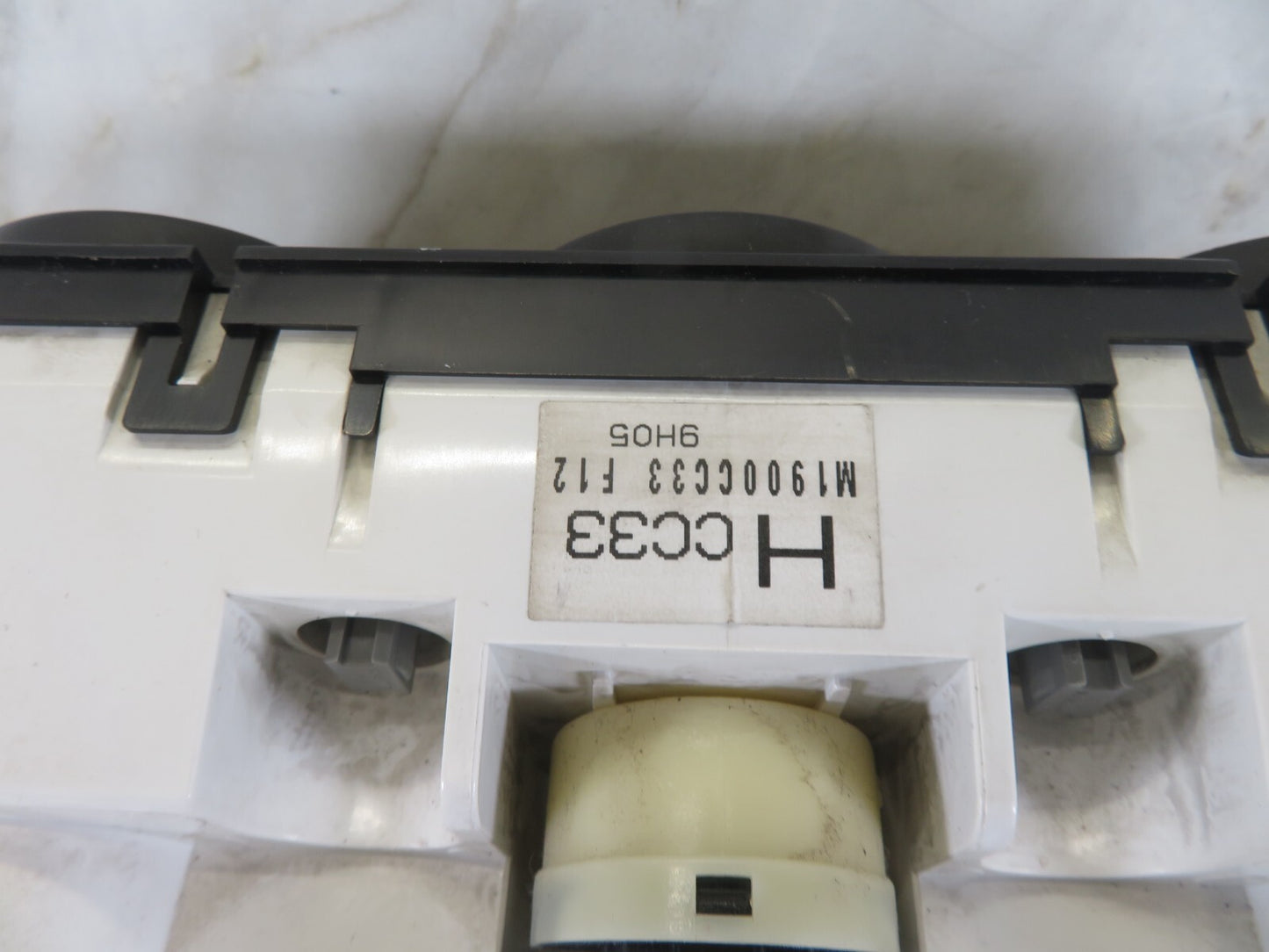 MAZDA 5 MPV HEATER CLIMATE CONTROLS 2005-2010 A1320-8