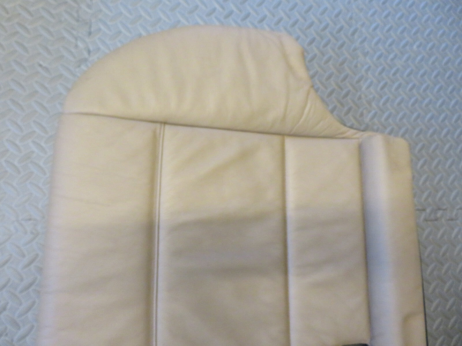 BMW X5 E53 REAR LEATHER SEAT BASE BEIGE CREAM 2000-2006
