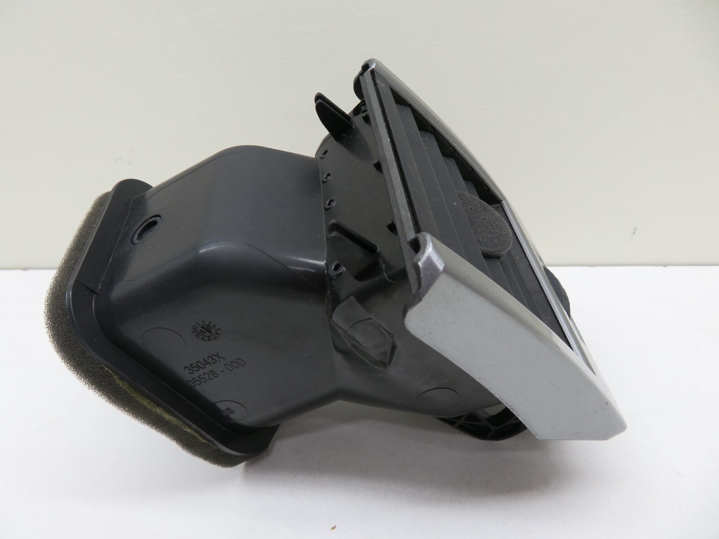 RANGE ROVER SPORT L320 DASHBOARD AIR VENT RH 2005-2009 1049-4