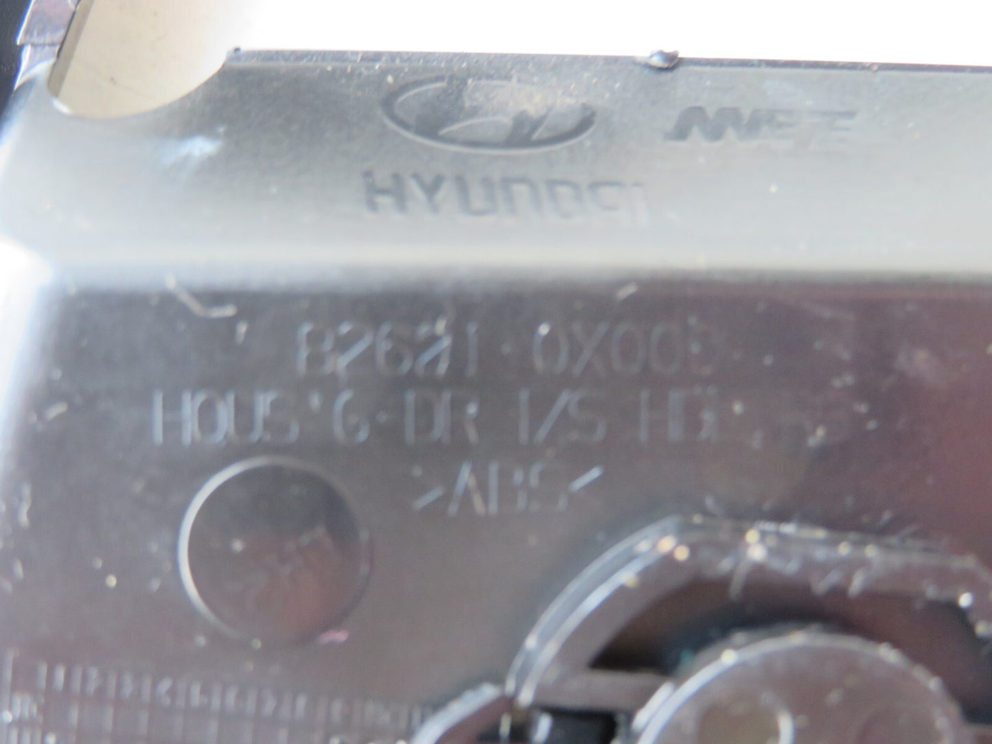 HYUNDAI I10 OSR INTERIOR DOOR HANDLE TRIM 2010-2012 A0924-9