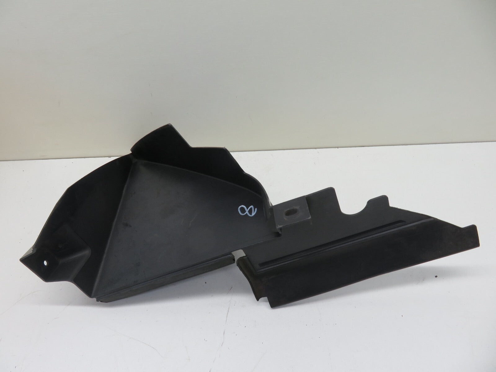 FORD FOCUS ST 225 OS DRIVER AIR DEFLECTOR TRIM 2006-2010 1232-8