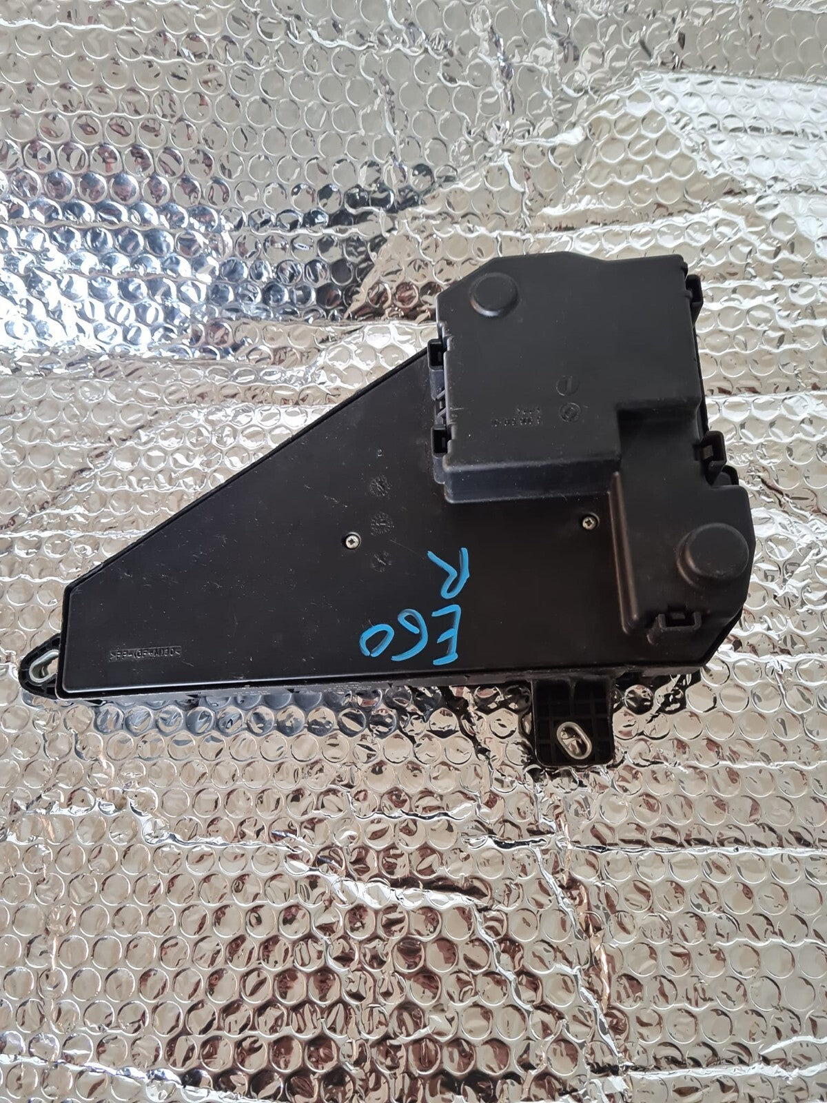 BMW E60 5 SERIES REAR FUSE BOX 6906618 2004-2007 AS33 SA