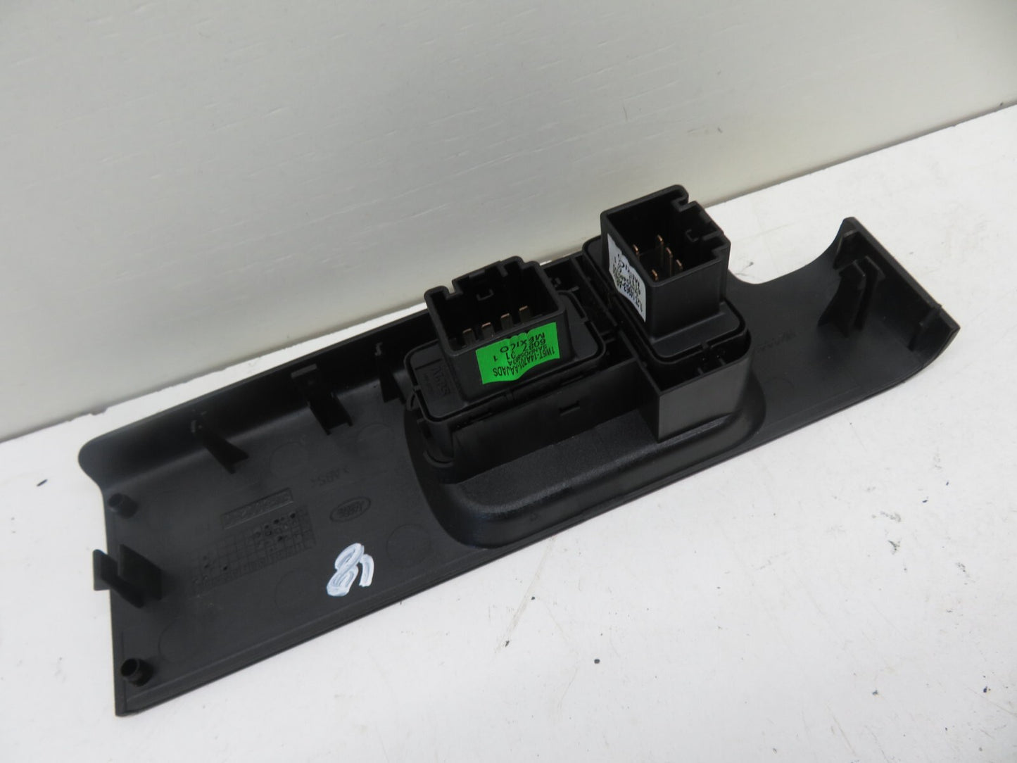 LAND ROVER FREELANDER 1 NS PASSENGER WINDOW SWITCH 2004-2006 1734-18