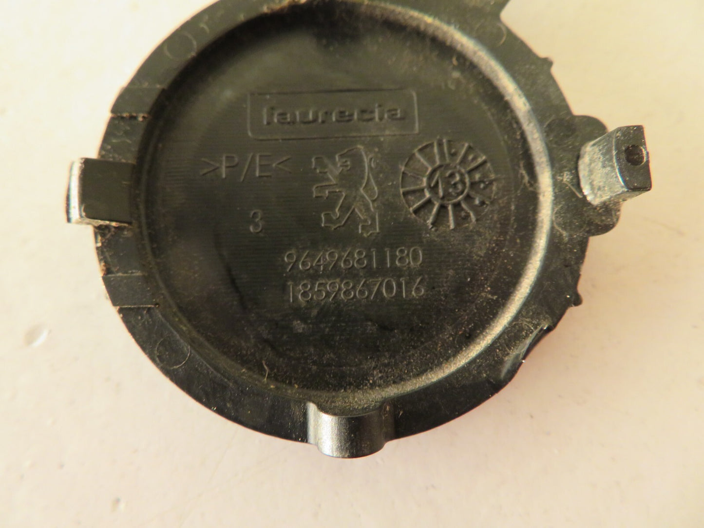 PEUGEOT 207CC REAR BUMPER TOW EYE COVER 9649681180 2007-2013 AMS1532-14