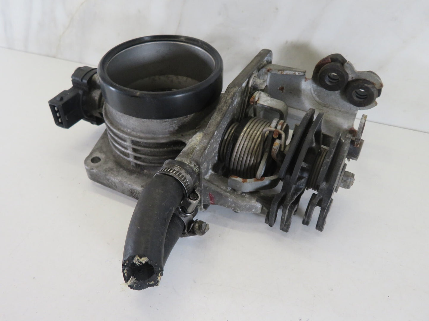 BMW 528I E39 THROTTLE BODY 1995-2004 A1105-8