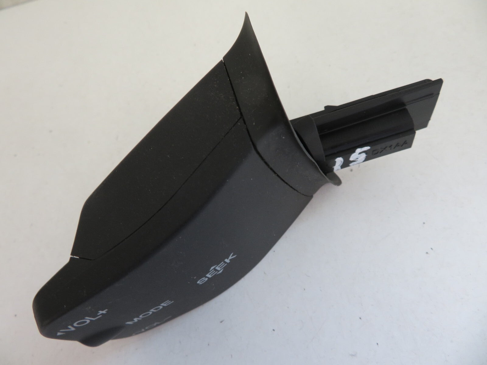 FORD FOCUS CC STEERING WHEEL VOLUME CONTROLS 2006-2010 AM1222-15