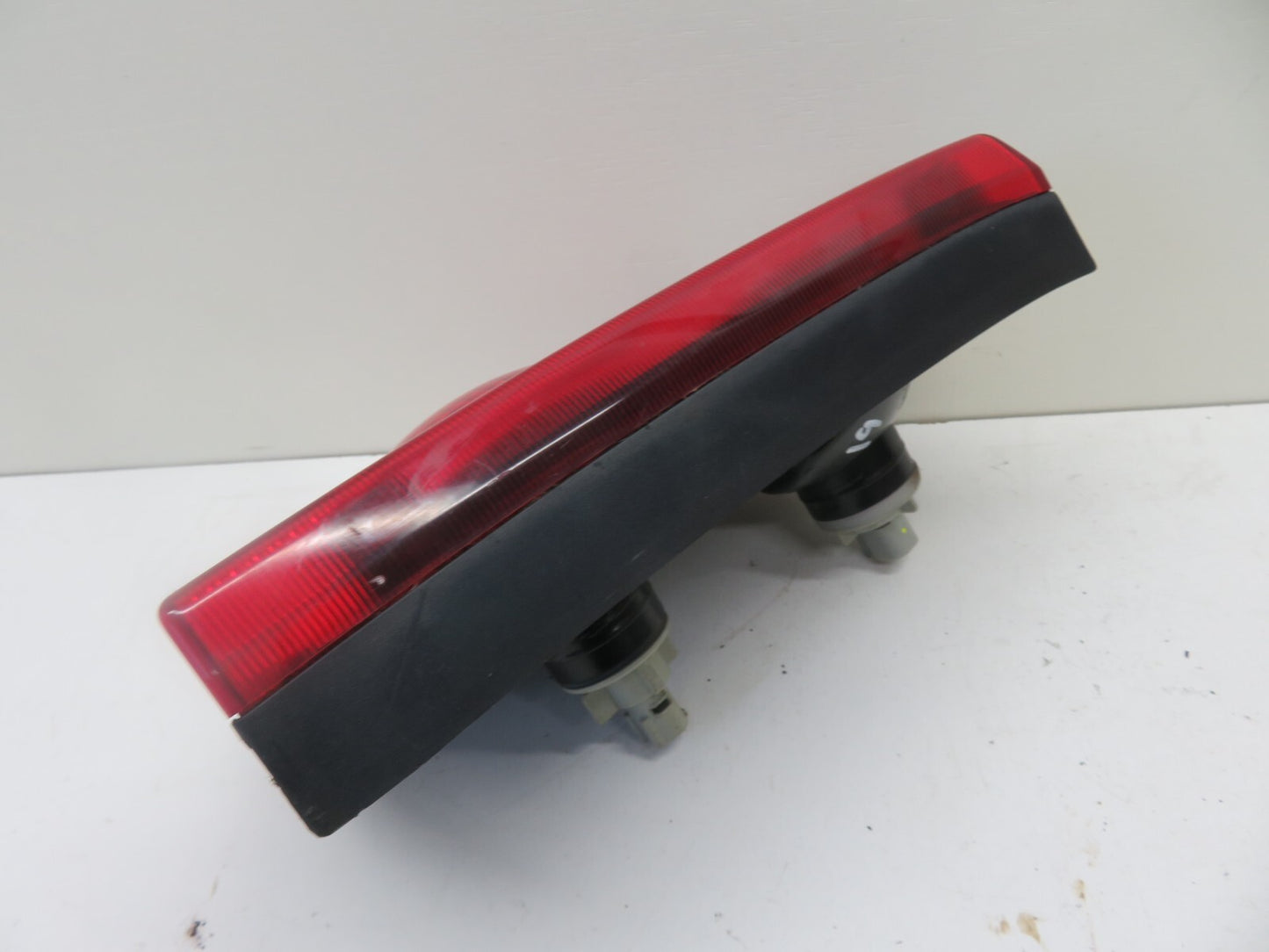 LAND ROVER FREELANDER 1 NS PASSENGER REAR LIGHT 2004-2006 1734-19