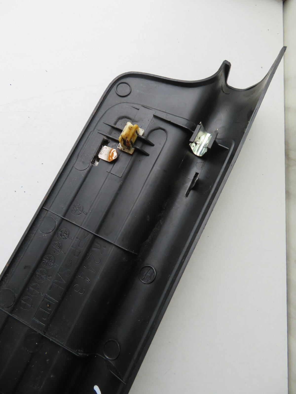 MAZDA MX5 MX-5 MK2 INTERIOR KICK PANEL SILL TRIMS PAIR 1998-2005