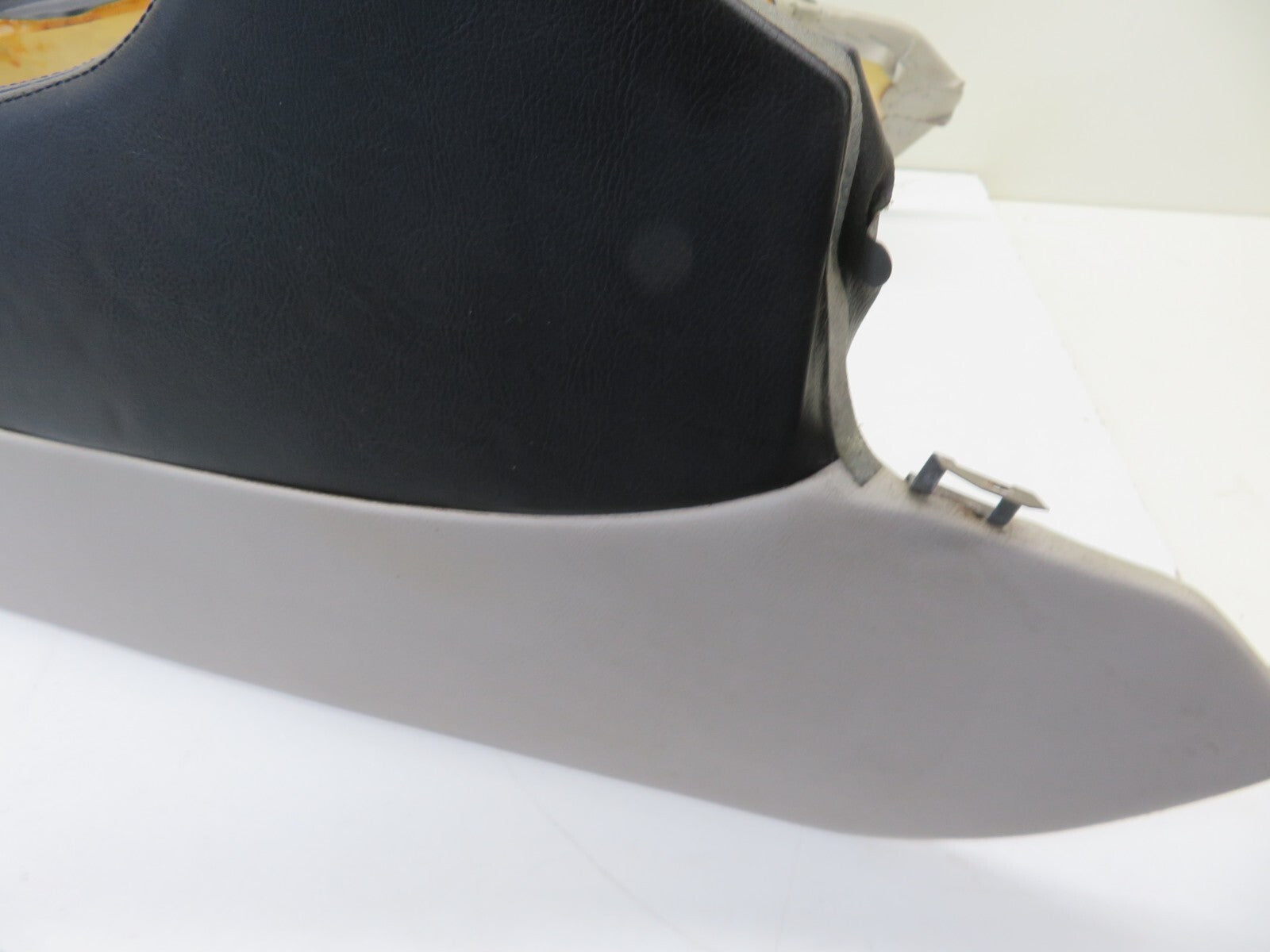 JAGUAR XJR CENTER CONSOLE ARM REST 1994-2001