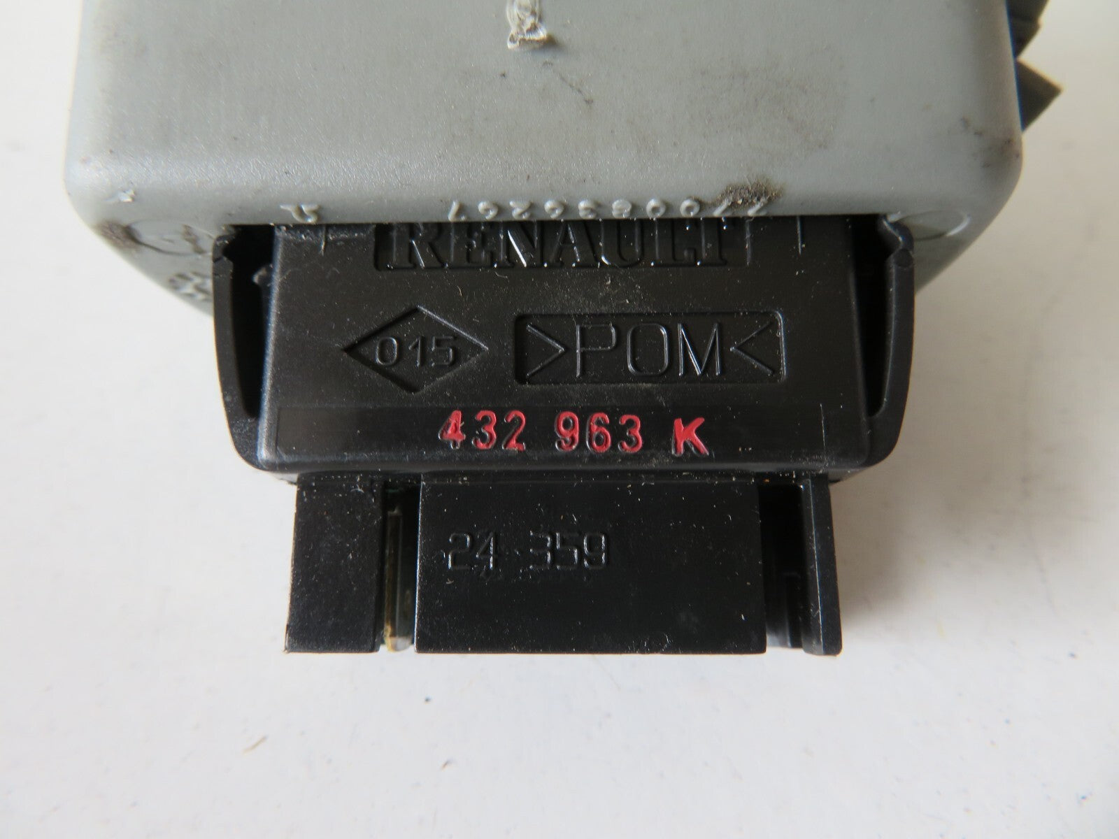 RENAULT SCENIC MK1 REAR WINDOW SWITCH 432963K 1999-03 AMS1523