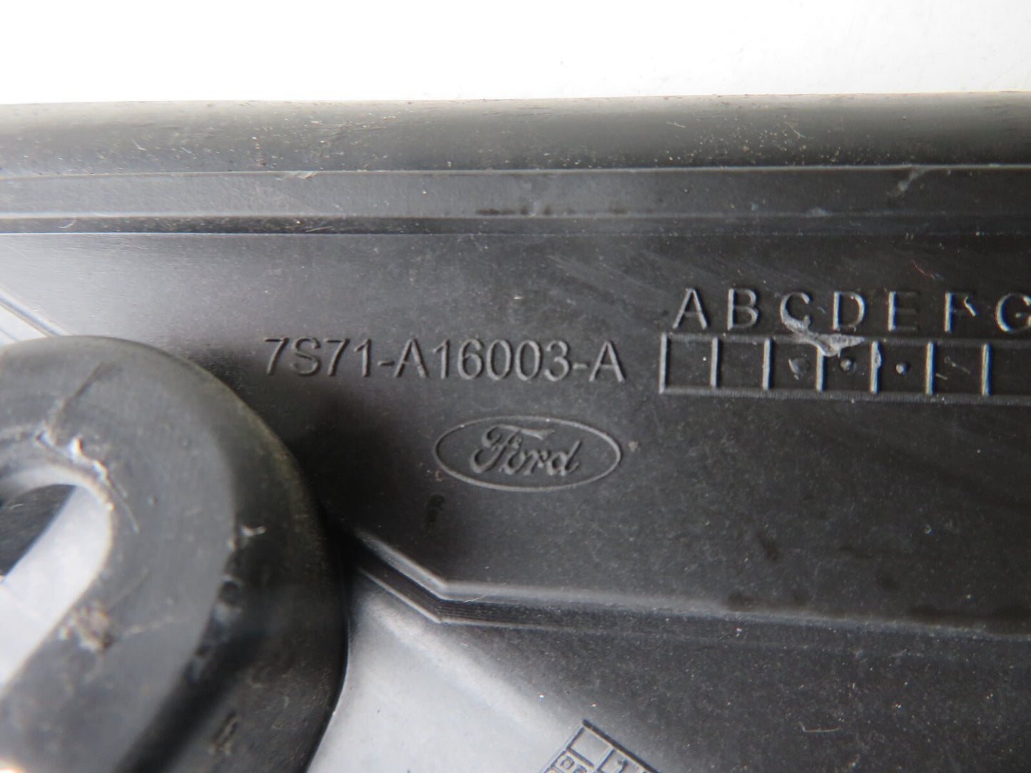 FORD MONDEO MK4 OS FRONT QUARTER TRIM 7S71-A16003-A 2007-2011 1201-13 SA