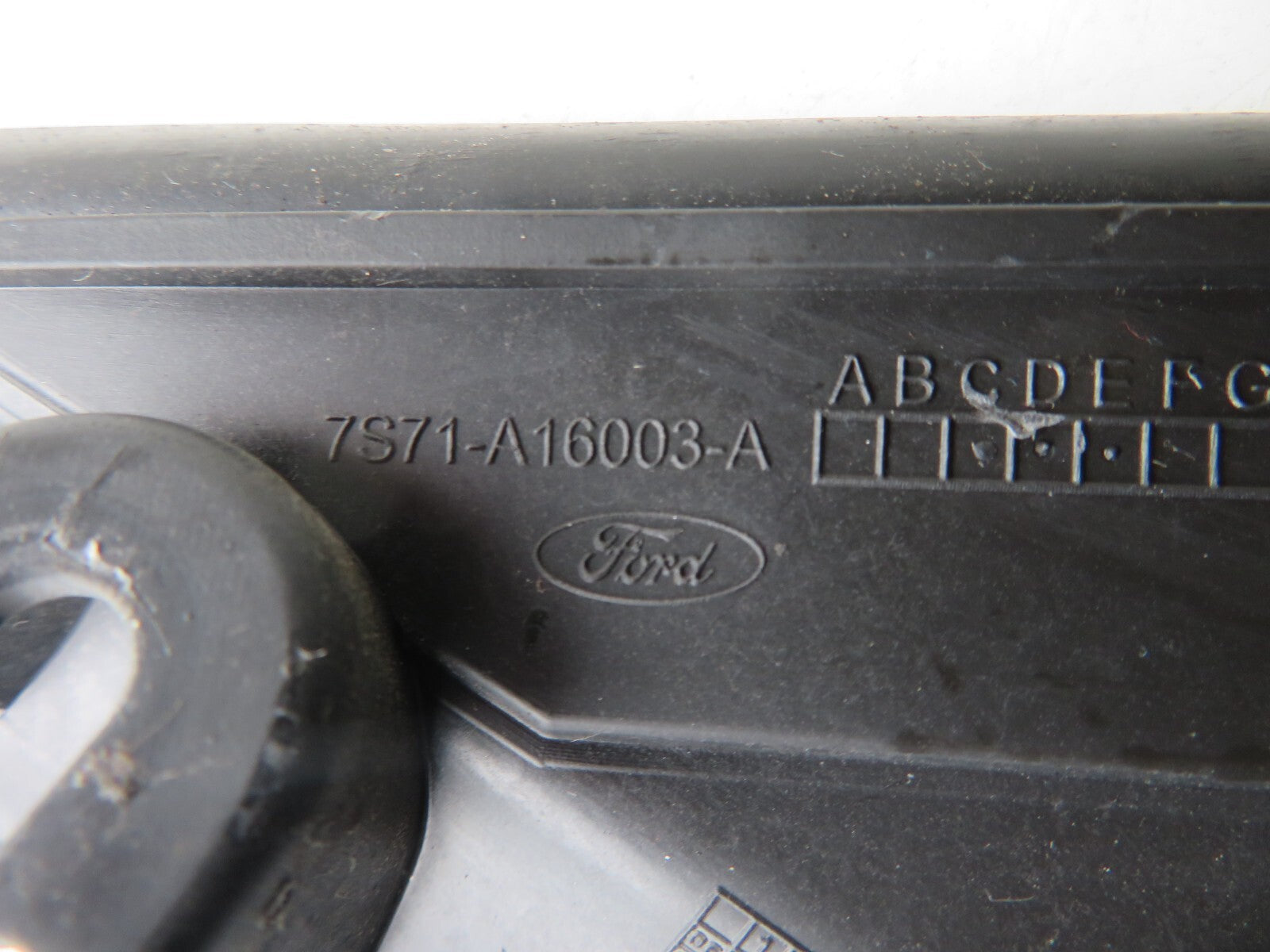 FORD MONDEO MK4 OS FRONT QUARTER TRIM 7S71-A16003-A 2007-2011 1201-13 SA