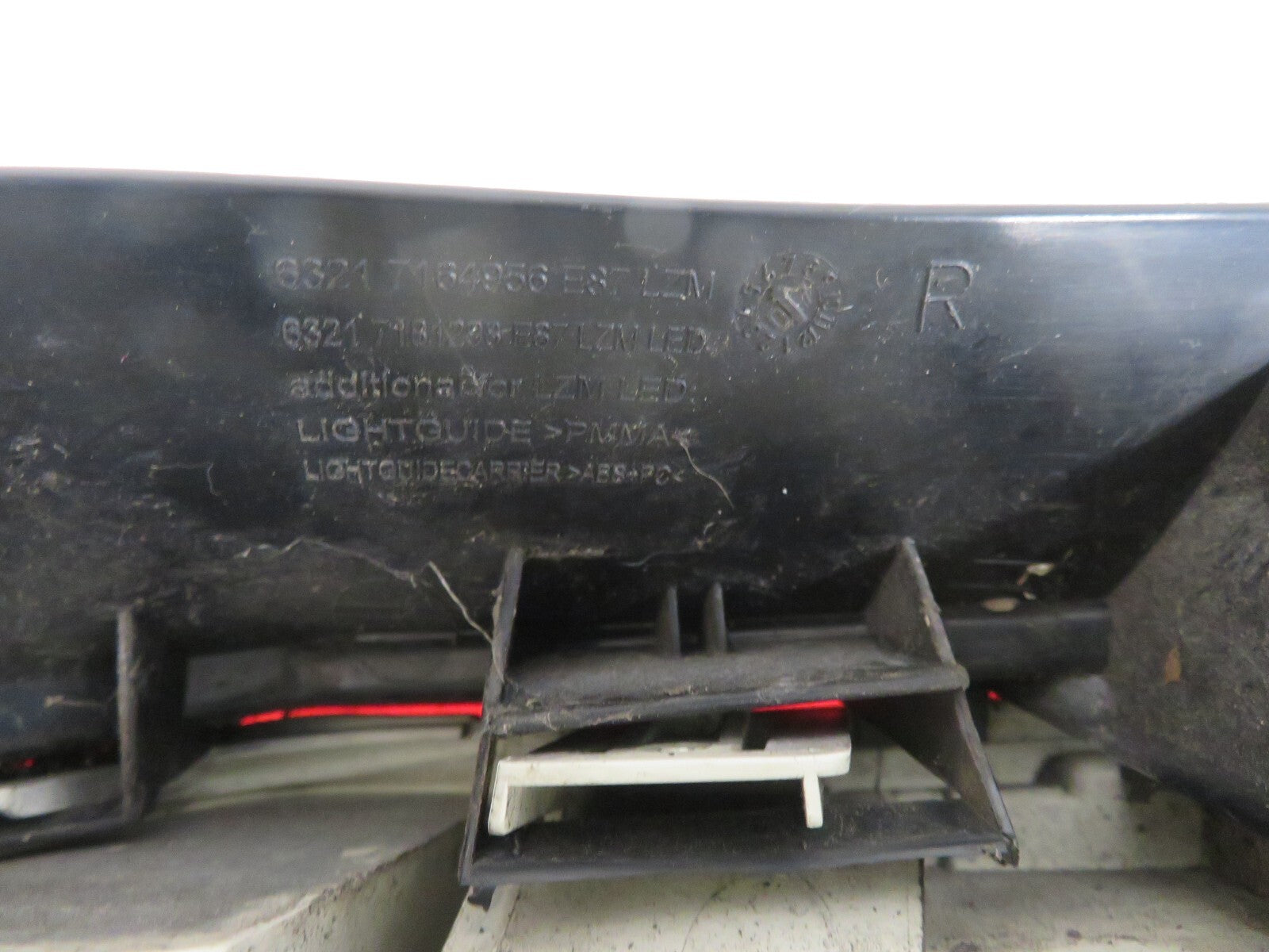 BMW E81 E87 OS DRIVER REAR TAIL LIGHT 7164856 2007-2012 MX1416-16