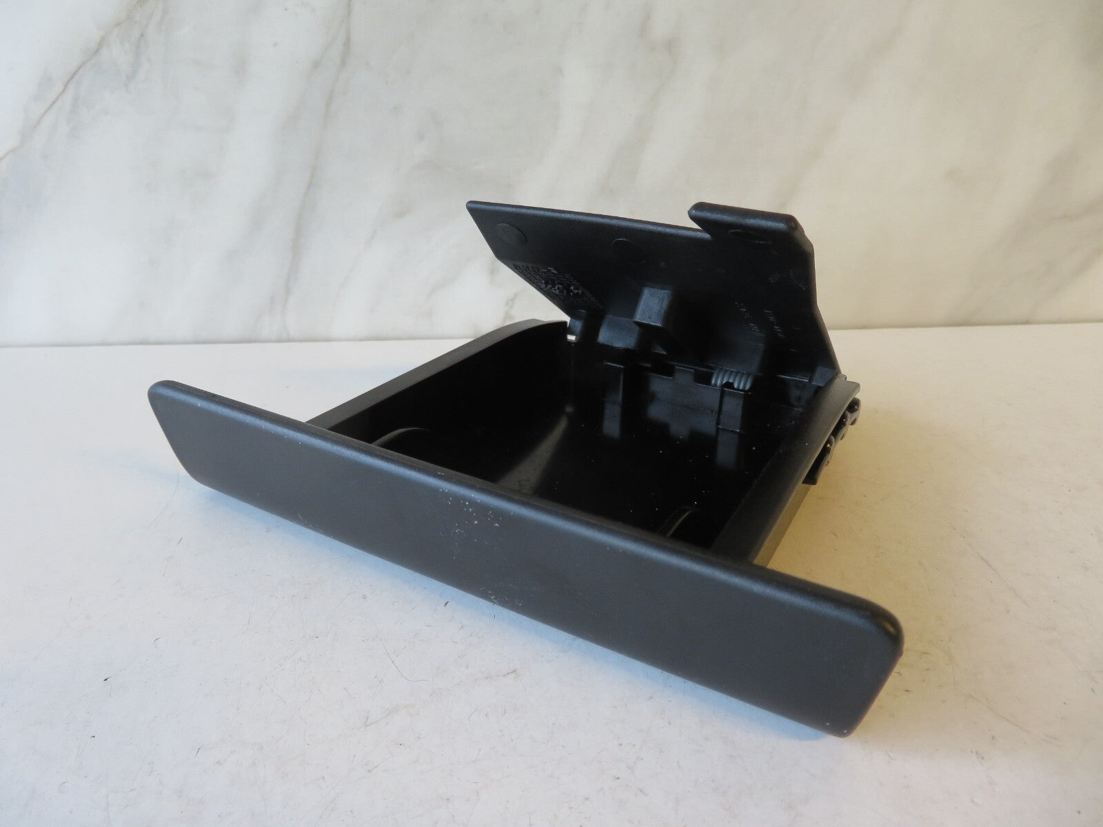 PEUGEOT 307CC ASHTRAY 9637031977 2003-2007 AMS1016-16