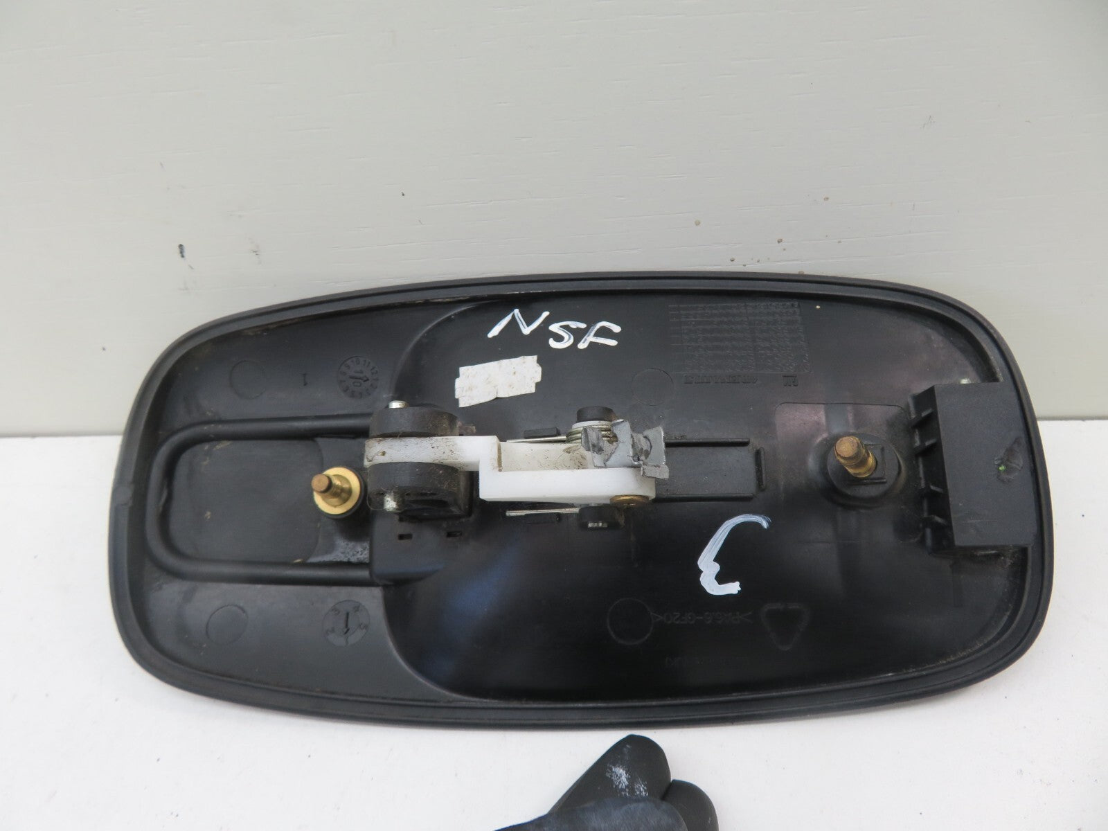 VAUXHALL VIVARO NSF PASSENGER DOOR HANDLE 2001-2014 DV59-3