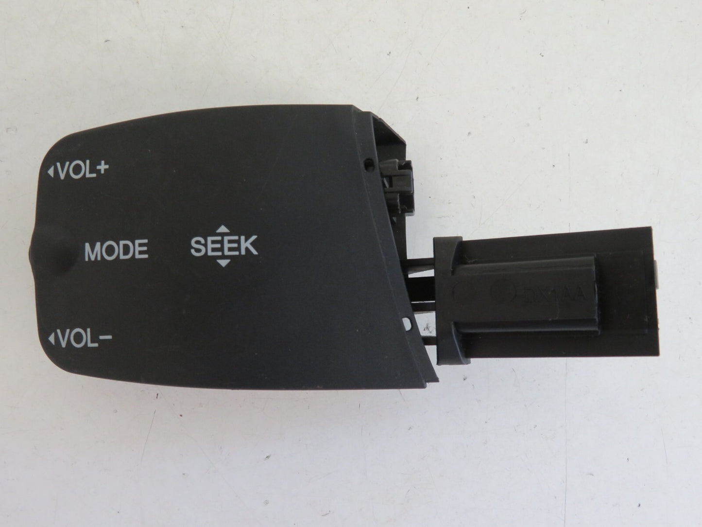 FORD FOCUS MK2 STEERING WHEEL VOLUME CONTROLS 3M5T-14K147-AD 2005-08 MIXAM1404-9