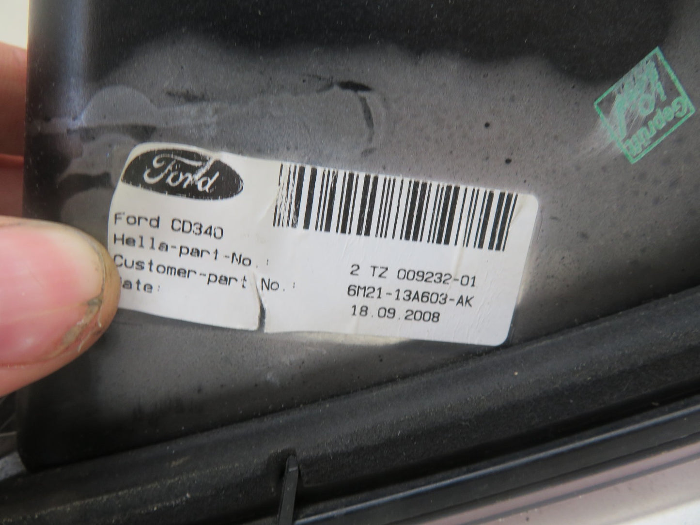 FORD S MAX NS PASSENGER REAR INNER TAIL LIGHT 6M21-13A603-AK 2006-2010 1302-2