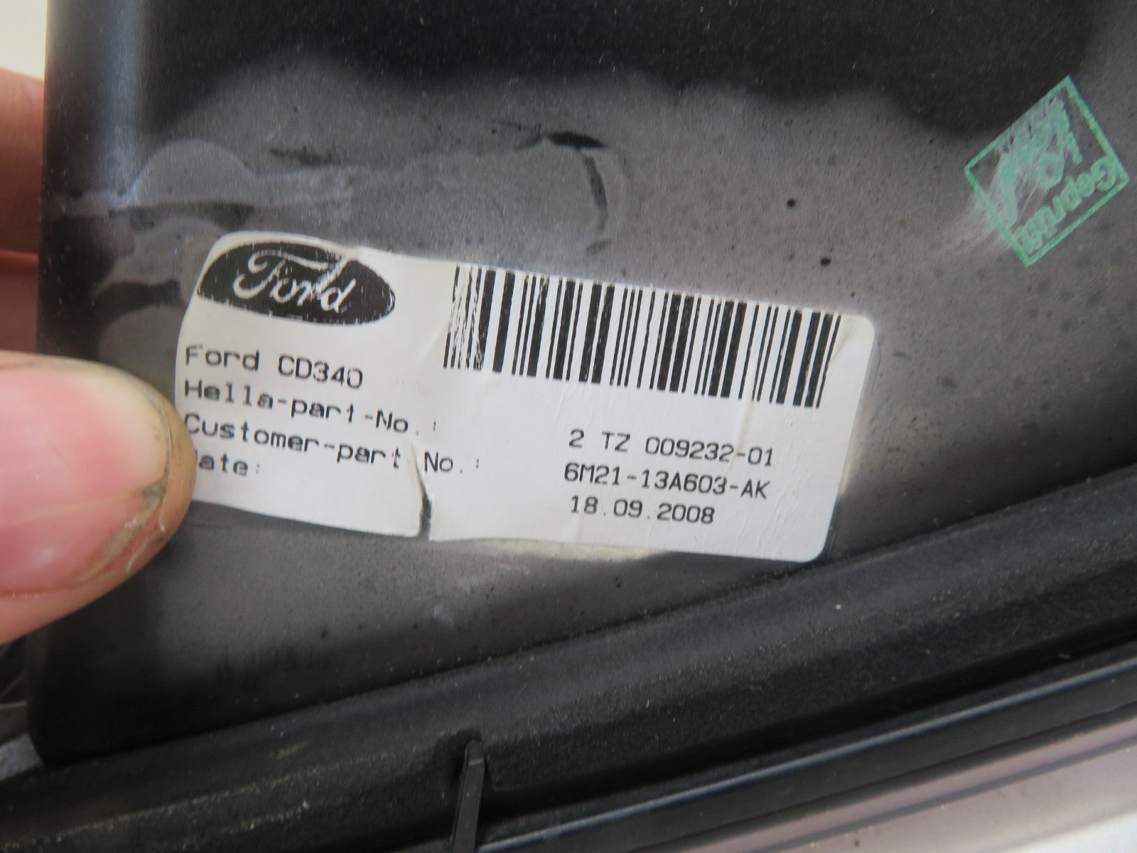 FORD S MAX NS PASSENGER REAR INNER TAIL LIGHT 6M21-13A603-AK 2006-2010 1302-2