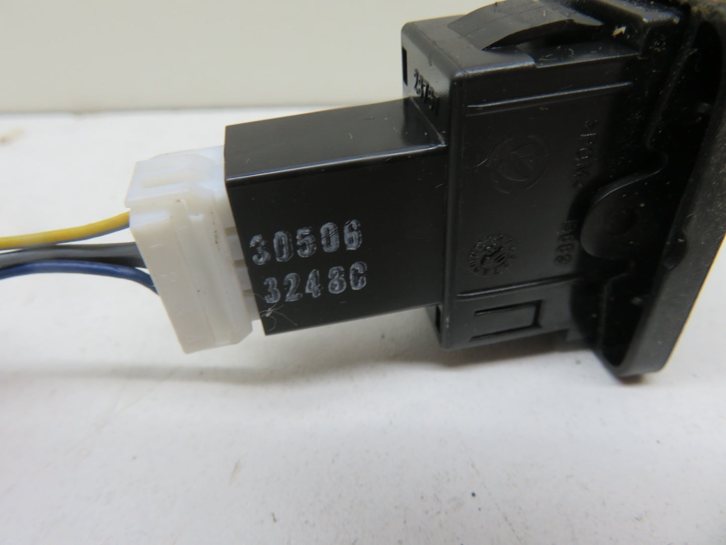FIAT 500 WINDOW SWITCH 2007-2012 1837-21