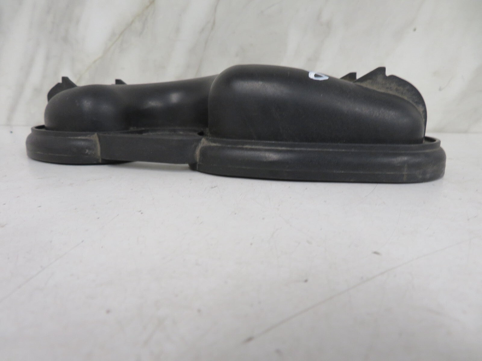 FORD PUMA NS HEADLIGHT BULB COVER 1305239099 1997-2002 1350-8