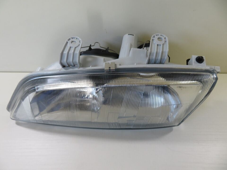 NS LH PASSENGER HEADLIGHT TYC 20-5008-B5-2B FOR NISSAN PRIMERA 1996-1999 #LMS2