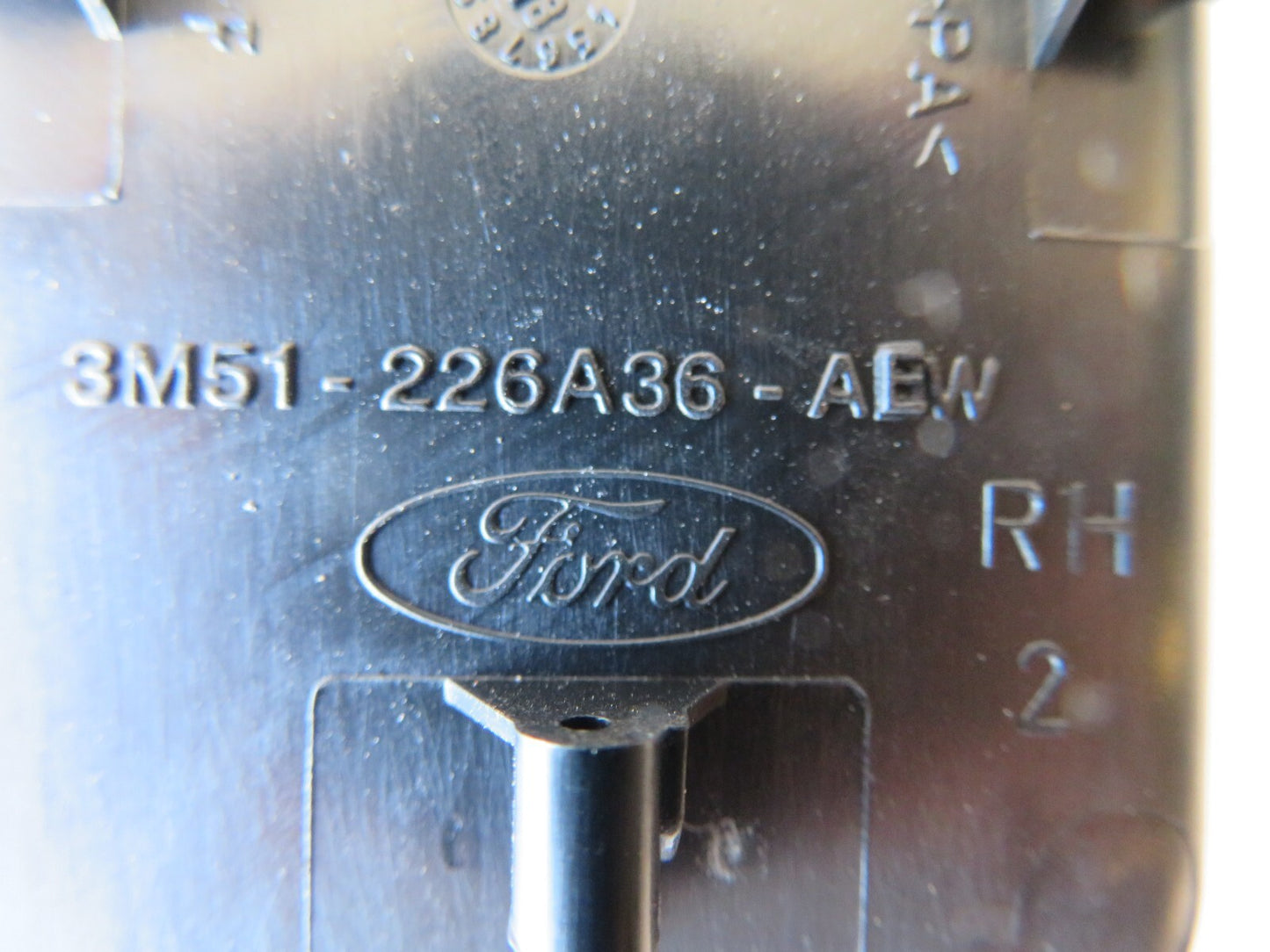 FORD FOCUS MK2 OS INTERIOR DOOR HANDLE TRIM 2008-2011 AMS1216