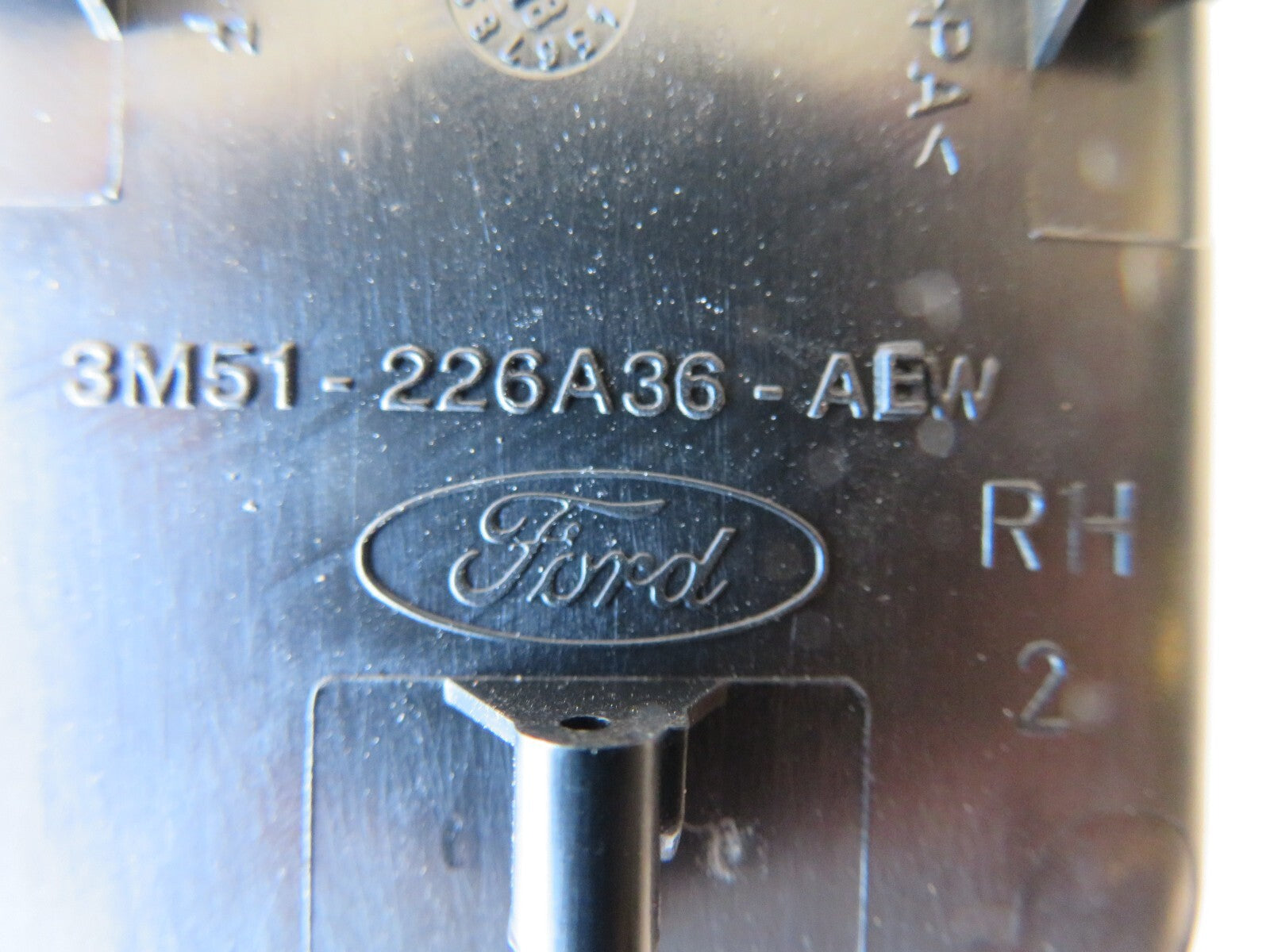 FORD FOCUS MK2 OS INTERIOR DOOR HANDLE TRIM 2008-2011 AMS1216