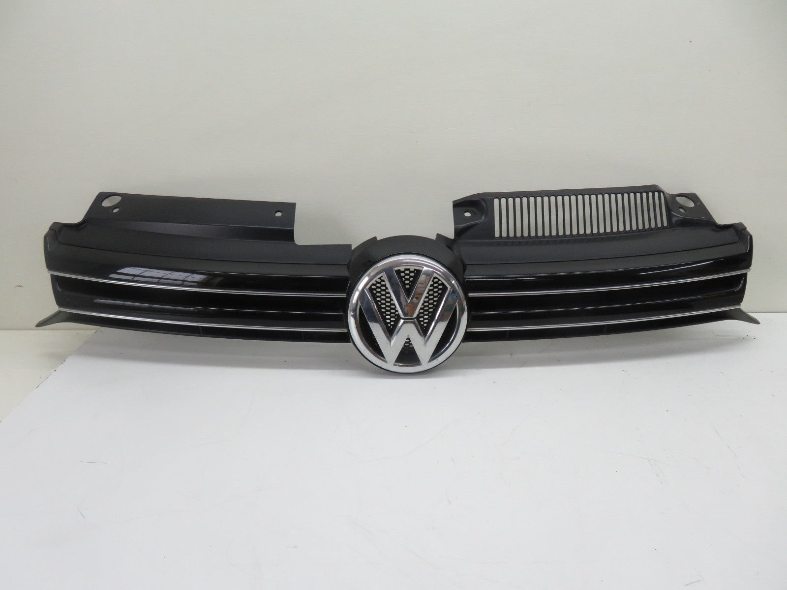 VOLKSWAGEN VW GOLF MK6 FRONT BUMPR GRILL BLACK 2009-2013
