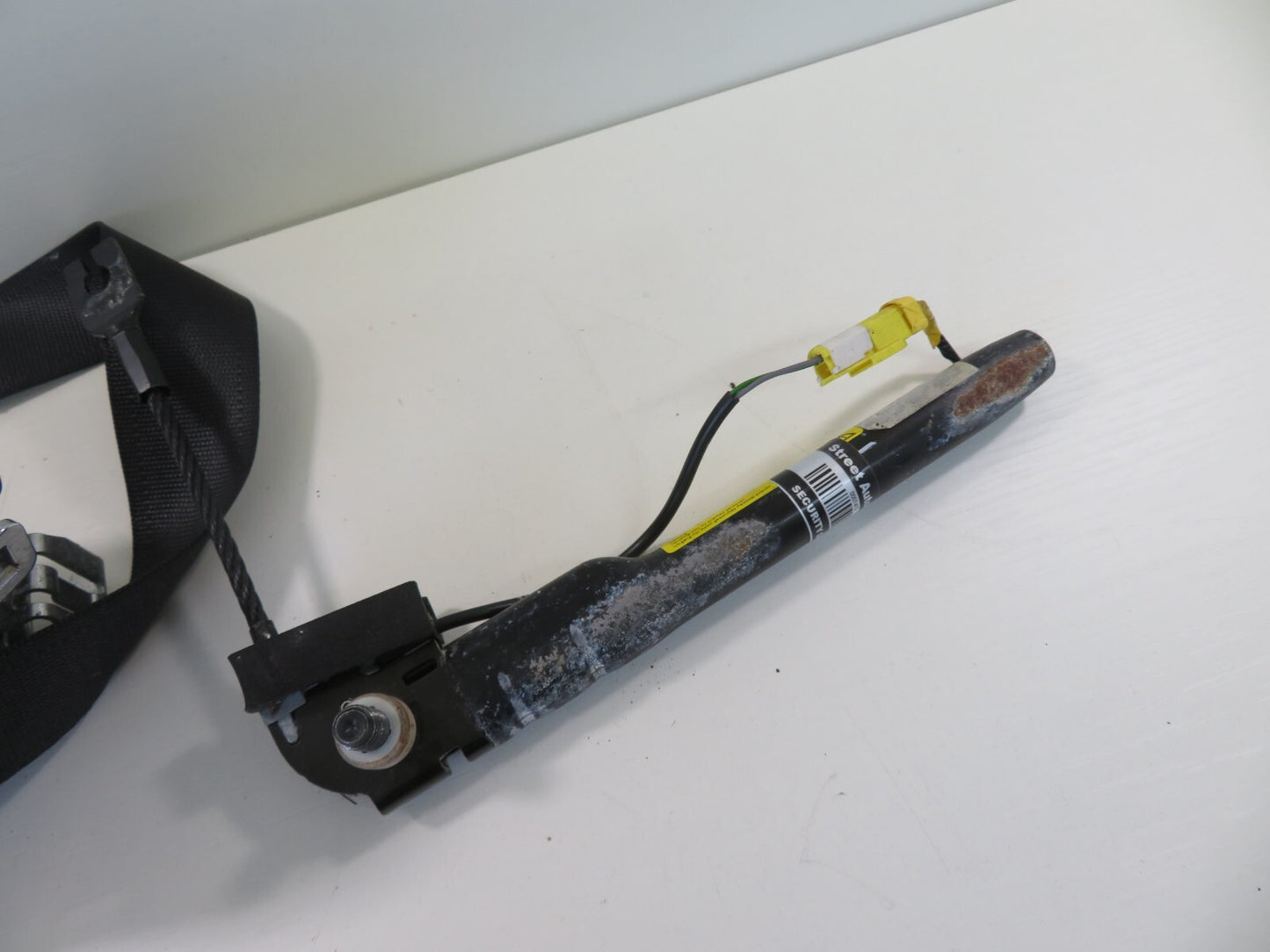 FIAT 500 OSF DRIVER SEAT BELT WITH TENSIONER 07354654010 2007-2014 1728-2